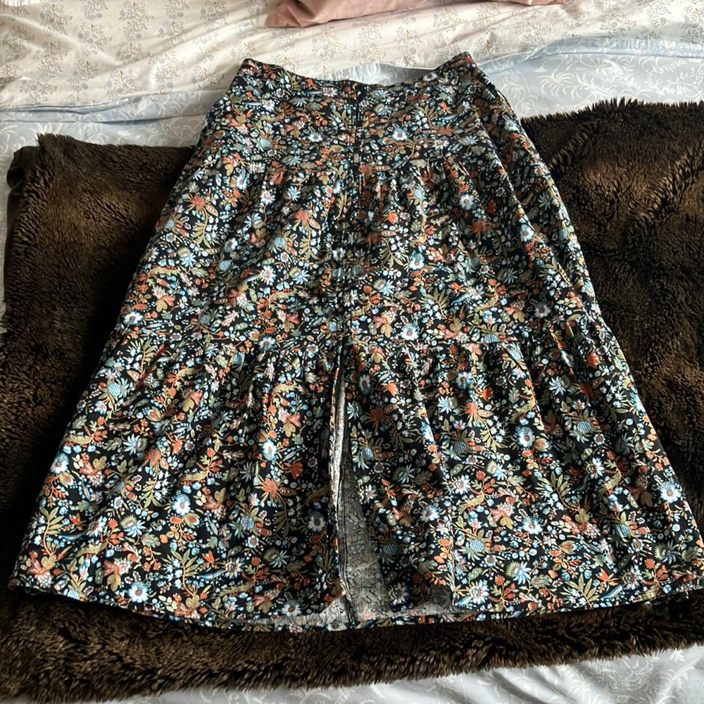 Tiered floral skirt